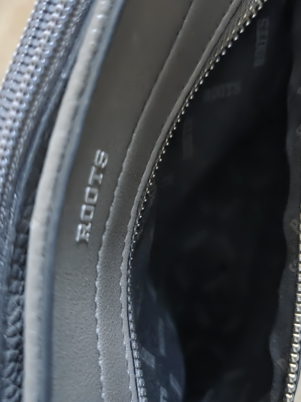 ROOTS Crossbody Bag - Picture 3 of 9